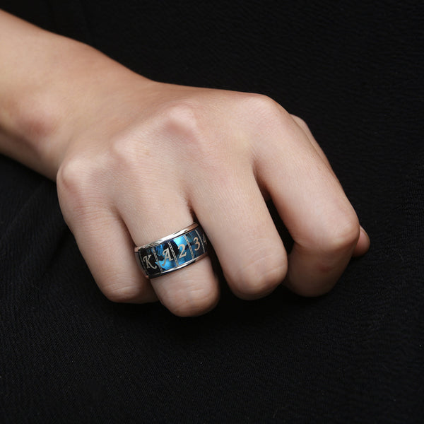 New Rotating Poker Ring Stainless Steel Personalized Entertainment Poker Men's Ring Titanium Steel Fashion Handpiece
