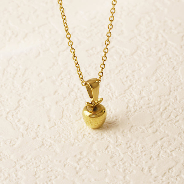 Solid small apple necklace pendant, plain and safe stainless steel pendant, women's short collarbone chain accessory